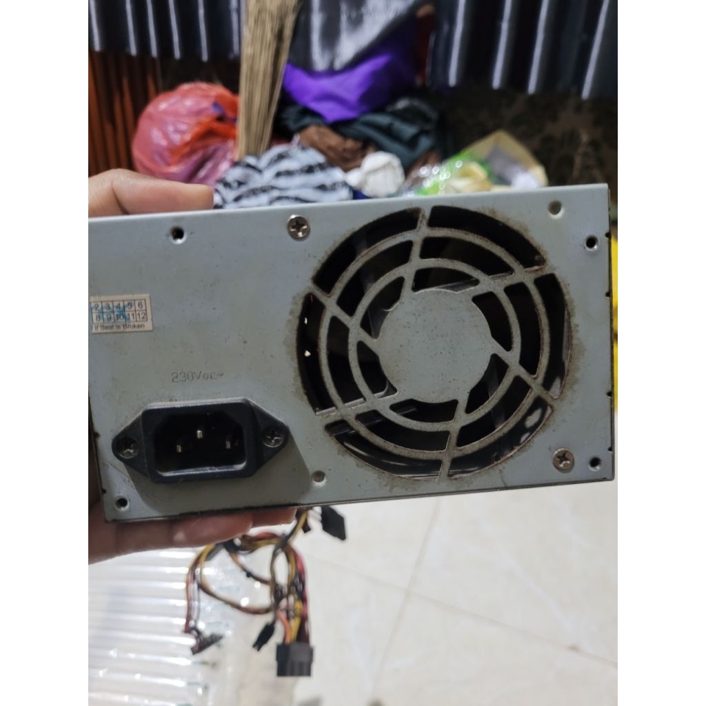 psu kaleng merk zyrex 300w
