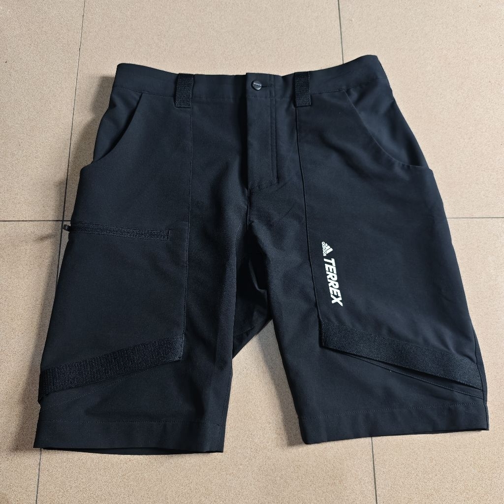 addas terrex short