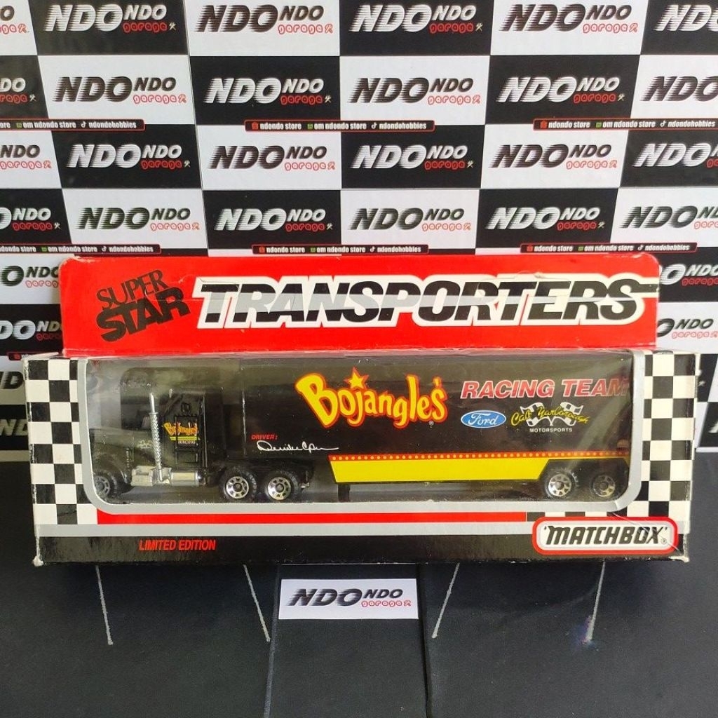 Matchbox Super Star Transporters Nascar Bojangles Racing Team - Derrick Cope