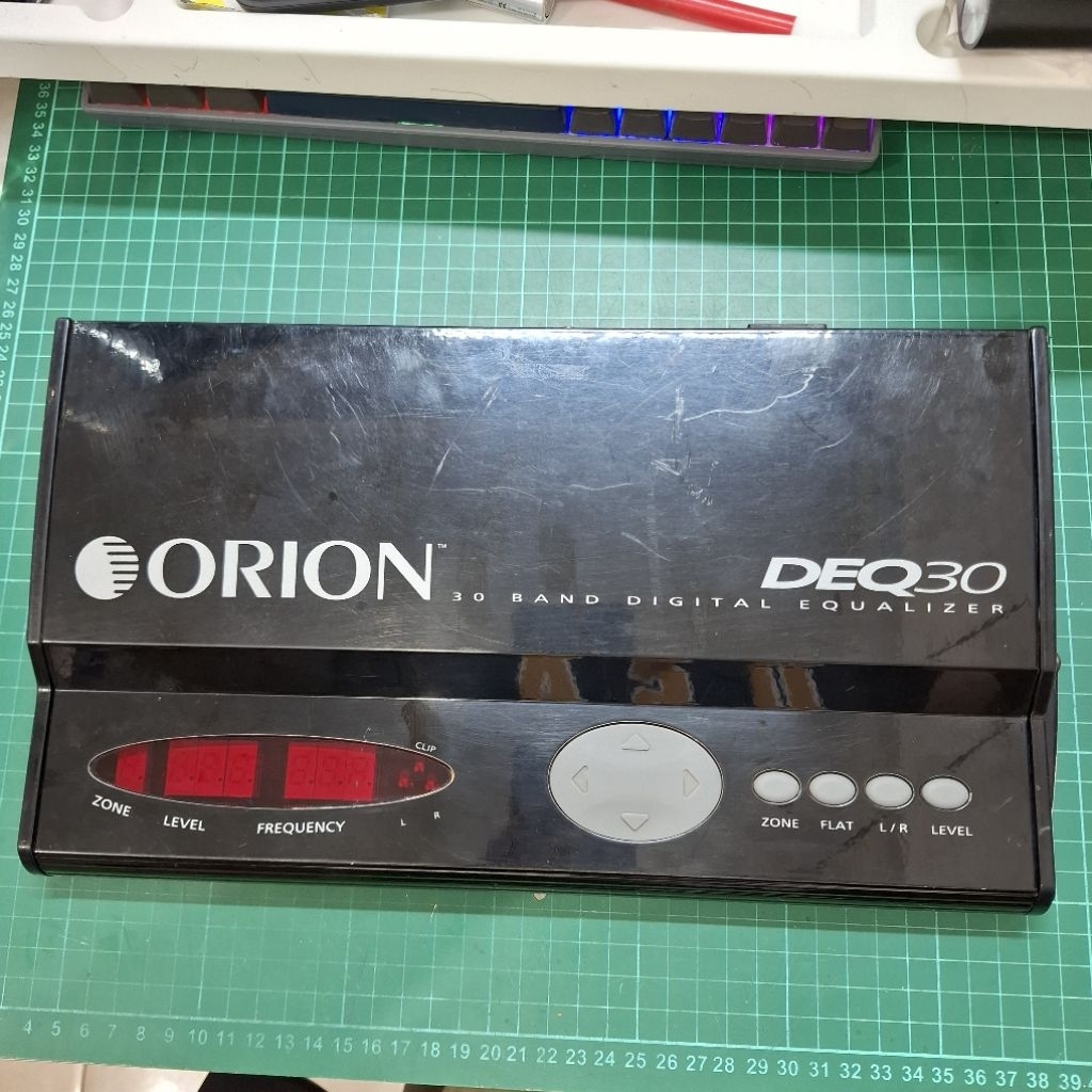 Equalizer Orion DEQ30 bekas