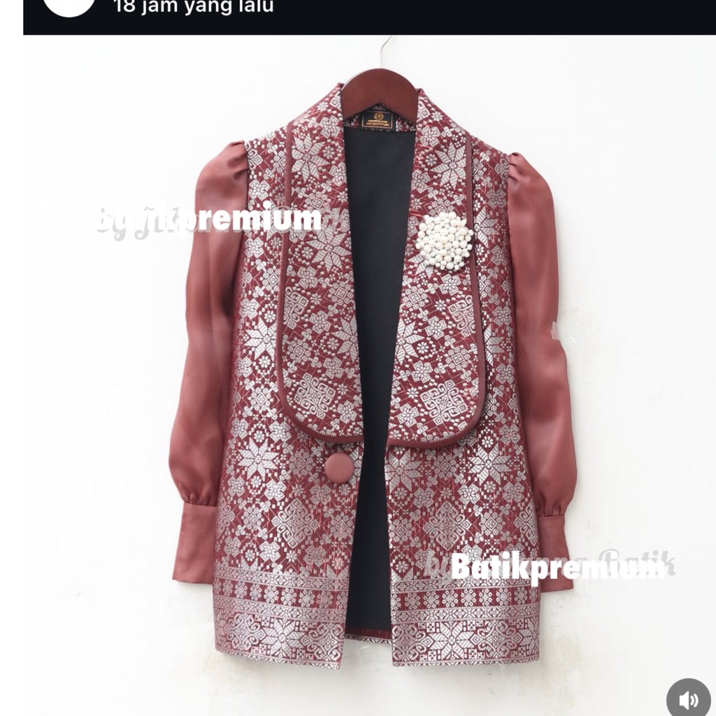 ATASAN BLAZER BATIK WANITA