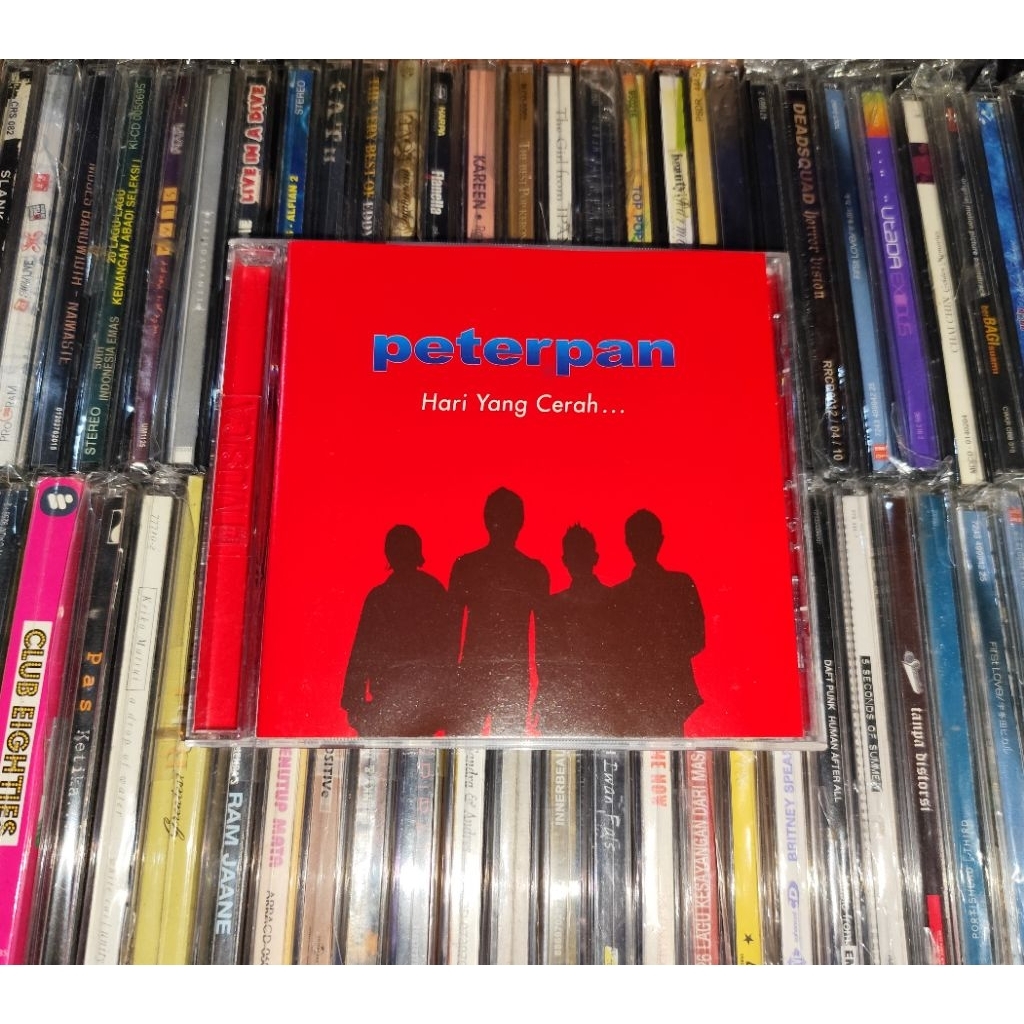 CD Peterpan - Hari Yang Cerah Hits Singles Menghapus Jejakmu, DiBalik Awan, Sally Sendiri, Cobalah M