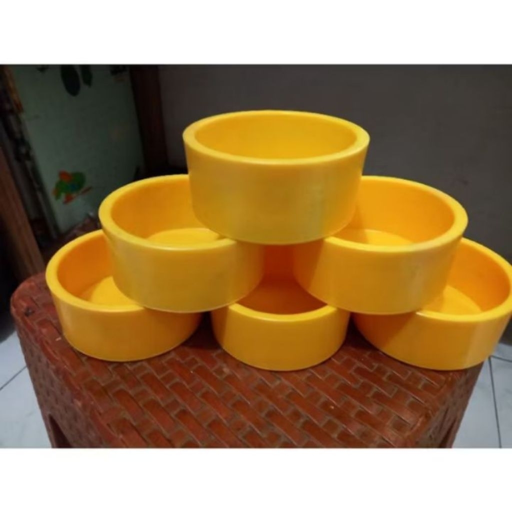CEPUK /WADAH PAKAN MERPATI FIBER PLASTIK ANTI PECAH