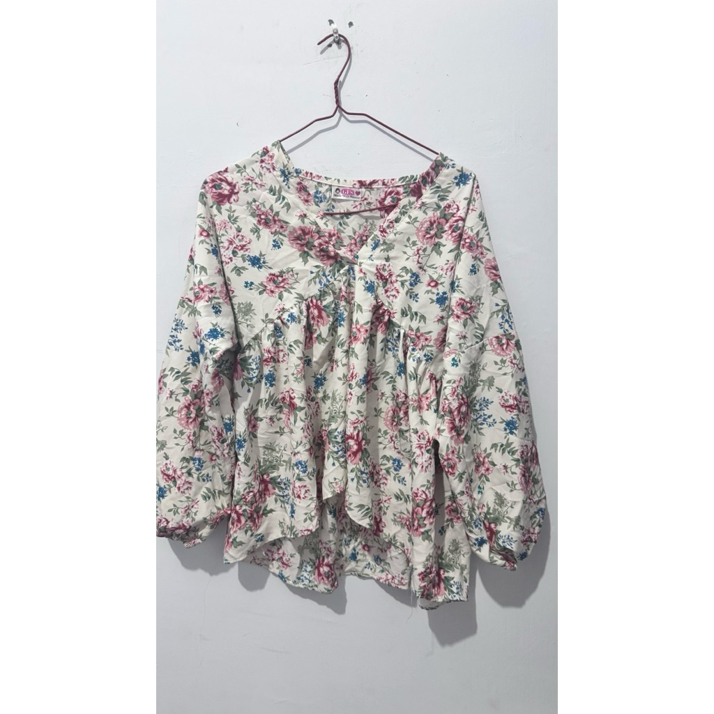 blouse bunga bunga wanita