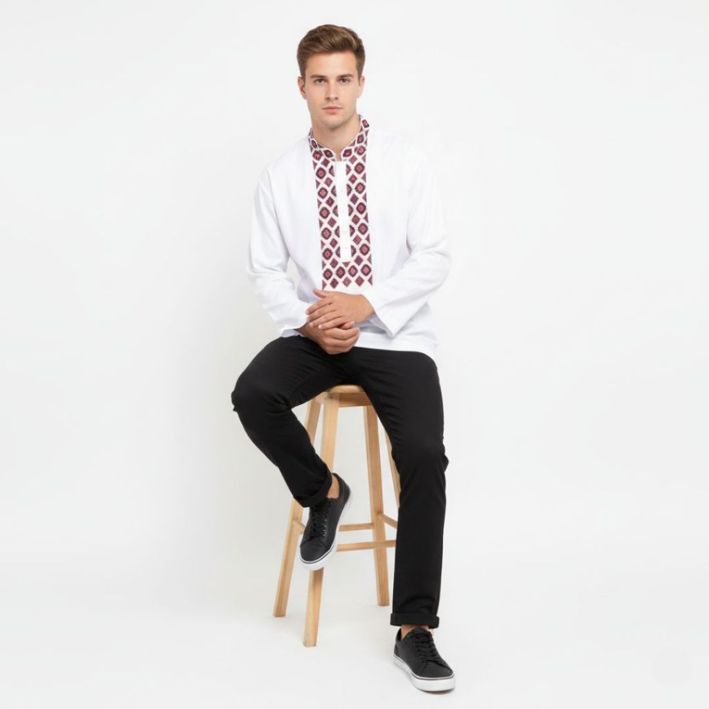 Koko Preview by Itang Yunasz Lengan Panjang Putih / Koko Bordir PVL 55