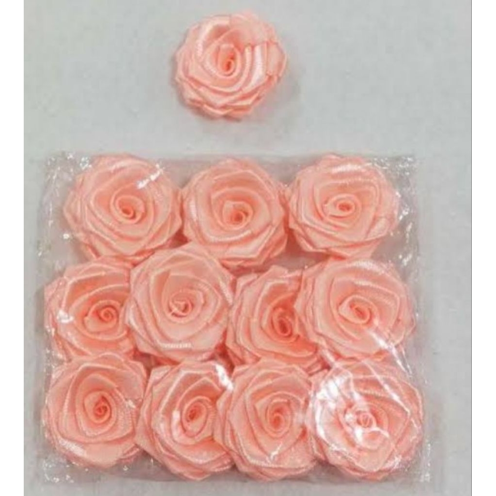 

Bunga satin warna pink