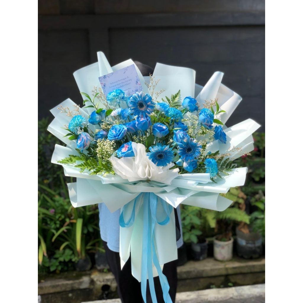 Bucket Bunga segar malang