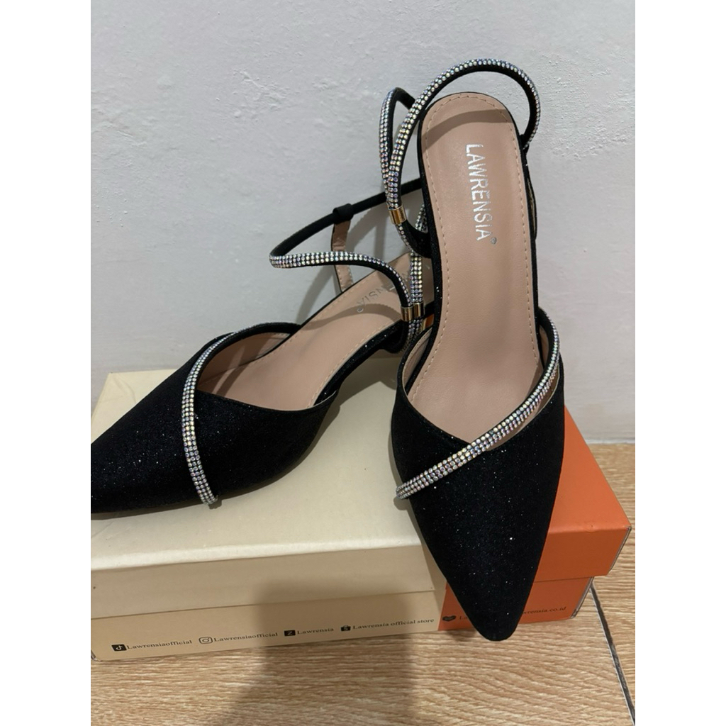 Preloved Laurensia ankle strap Heels hak 7,5 cm no 38