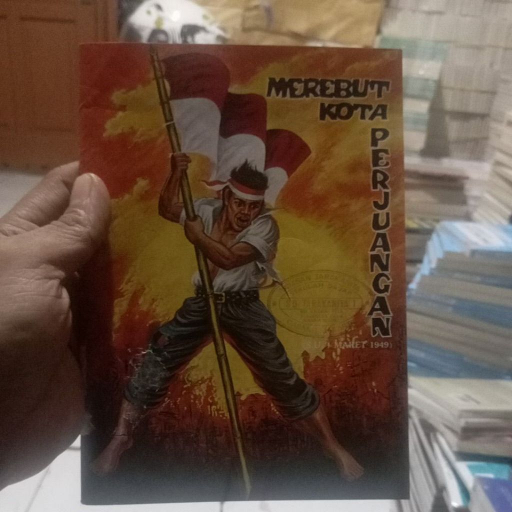 Buku bekas 100,% original Merebut kota perjuangan 1 maret 1949