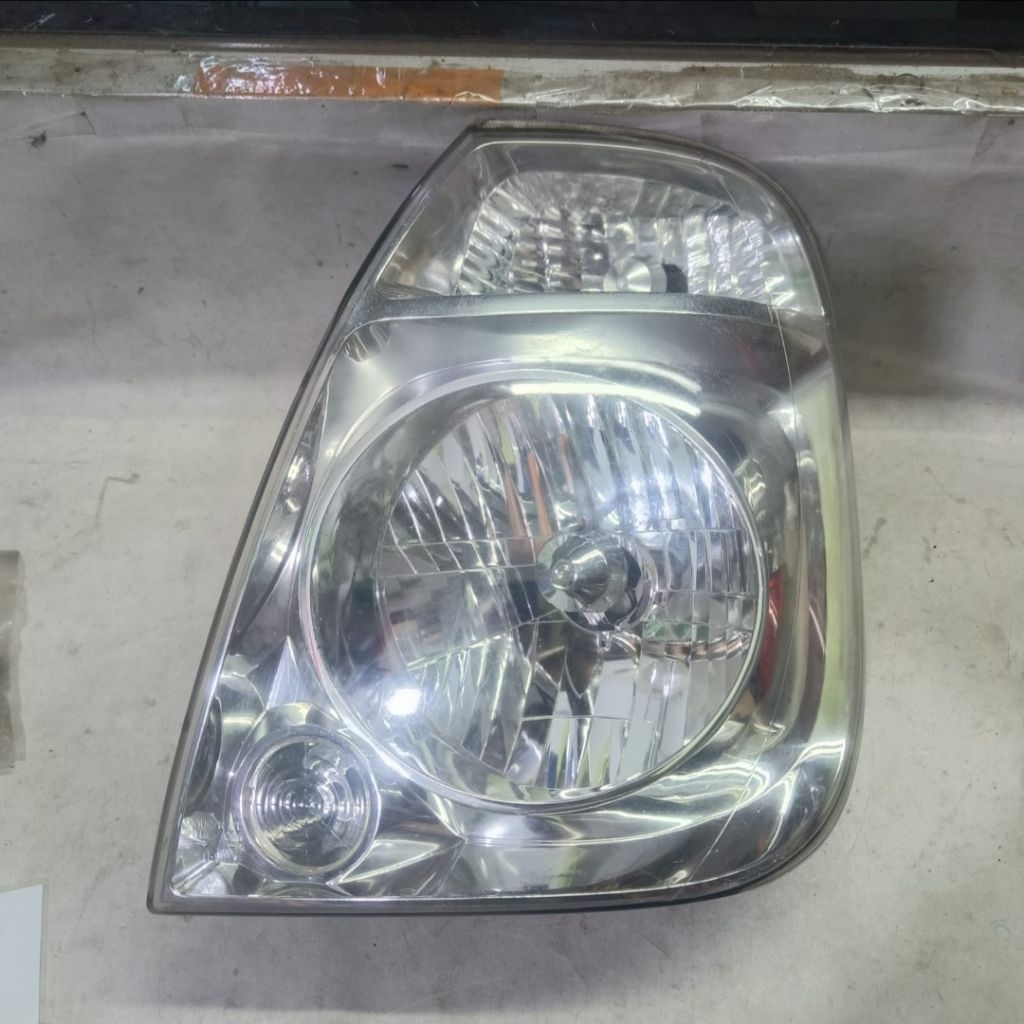 Headlamp kiri kia travello travelo