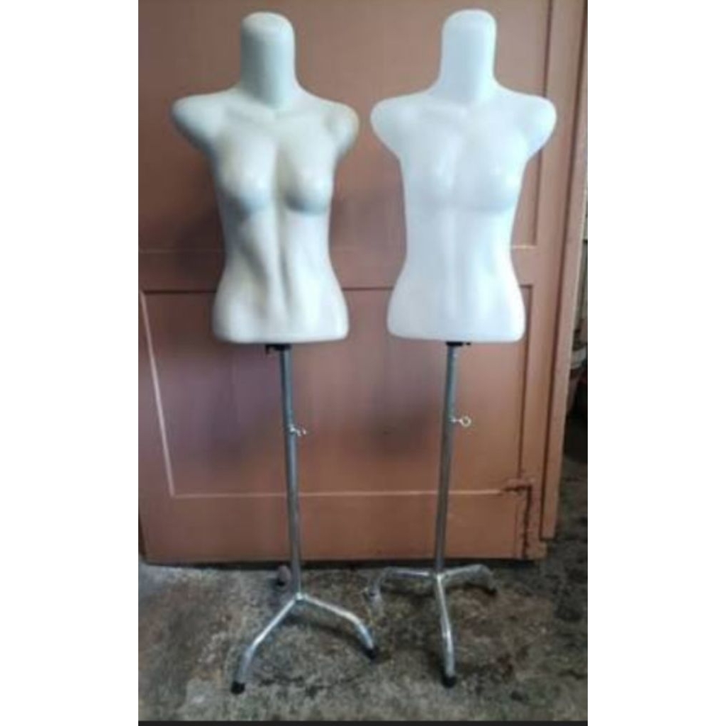 Manekin Wanita(Bekas)+tiang penyangga