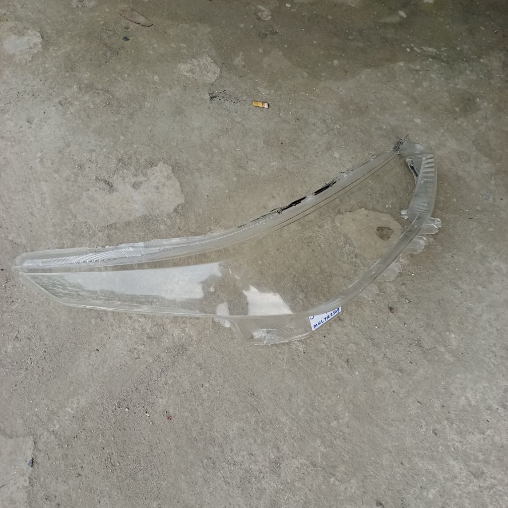 Mika headlamp Toyota Yaris 2019 kanan