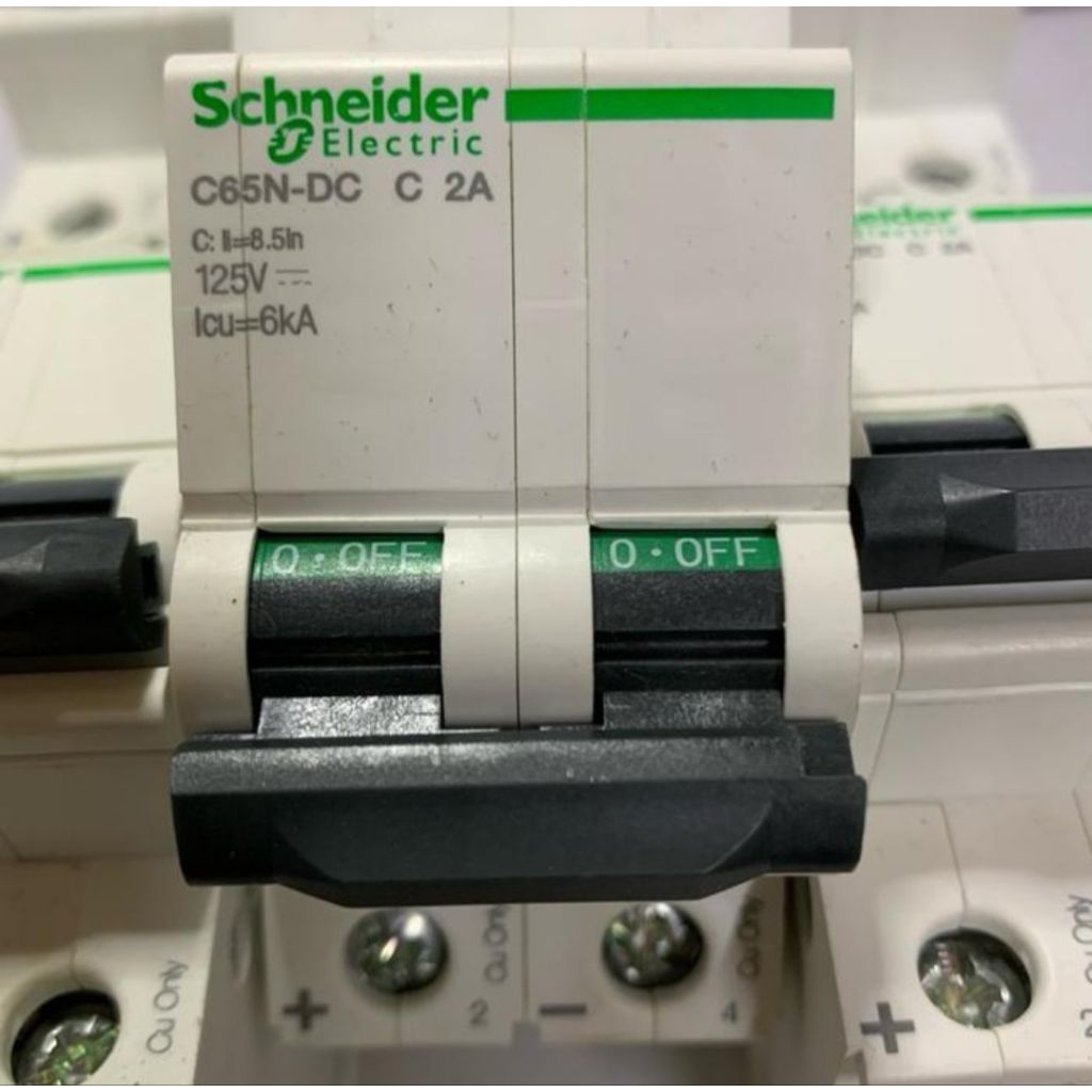 MCB DC 2POLE / 2PHASE / 2P MERK SCHNEIDER