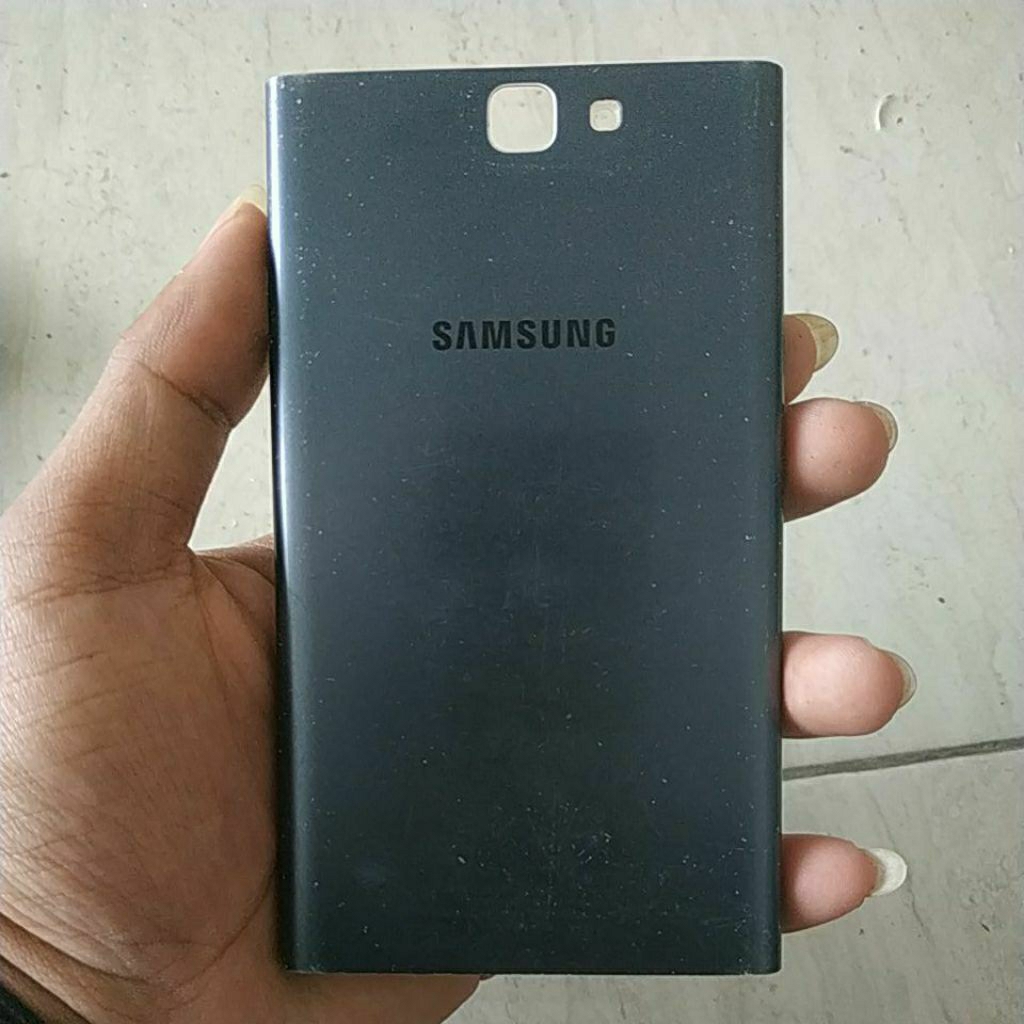 backdoor tengah bekas Samsung j7 prime