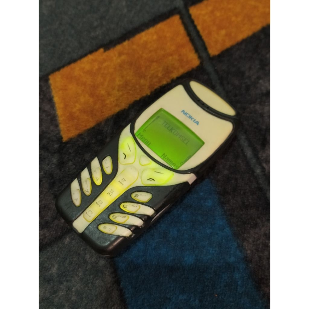 Hp Jadul Nokia 3310 3315 3350 Monochrome