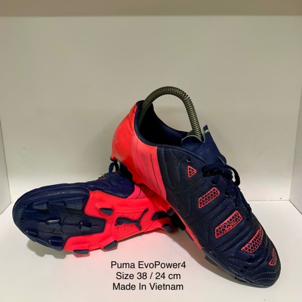 Sepatu Bola Puma EvoPower4 Preloved