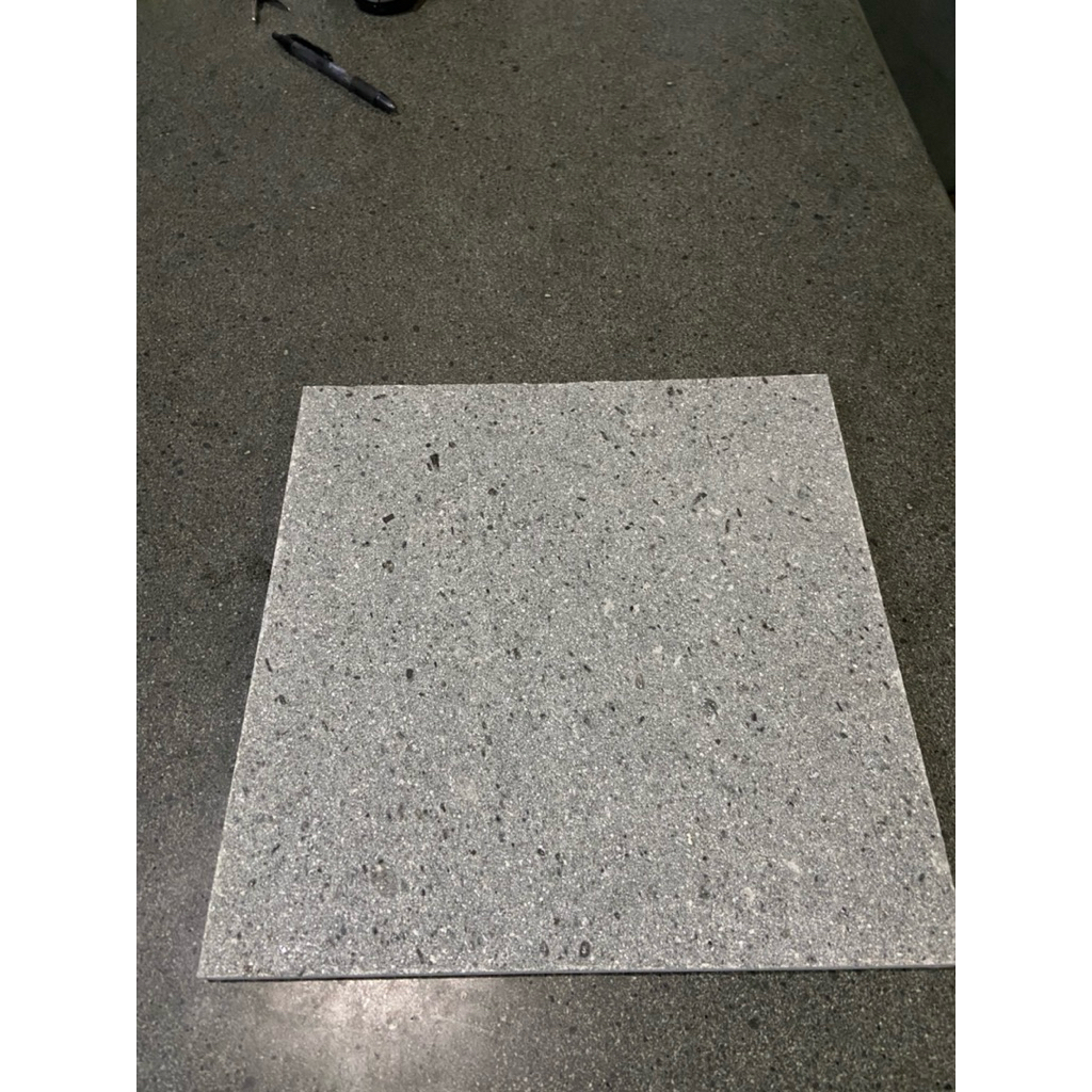 Batu alam andesit / Batu alam andesit polos bakar / Batu alam lantai / batu alam dinding / batu alam