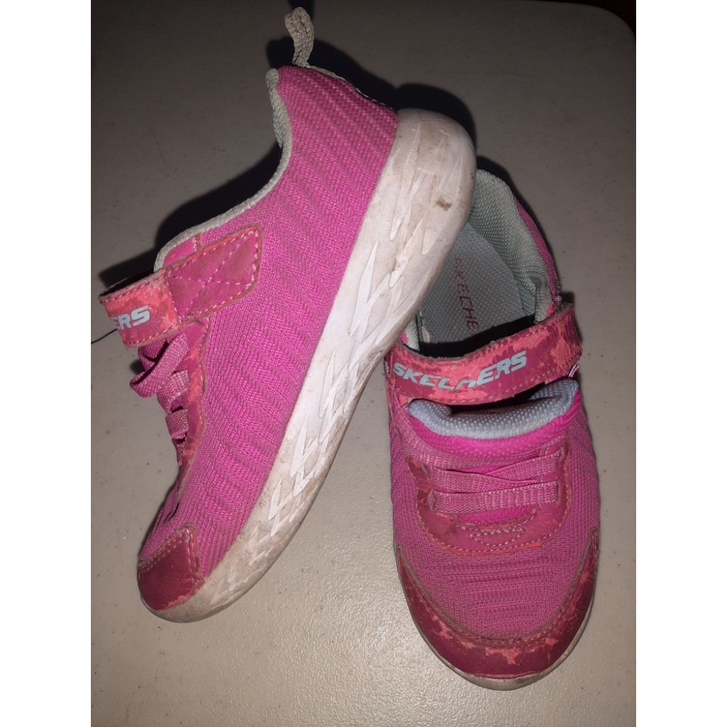sepatu anak wanita preloved merk skechers ORIGINAL size 29 pink, insole  18,5cm