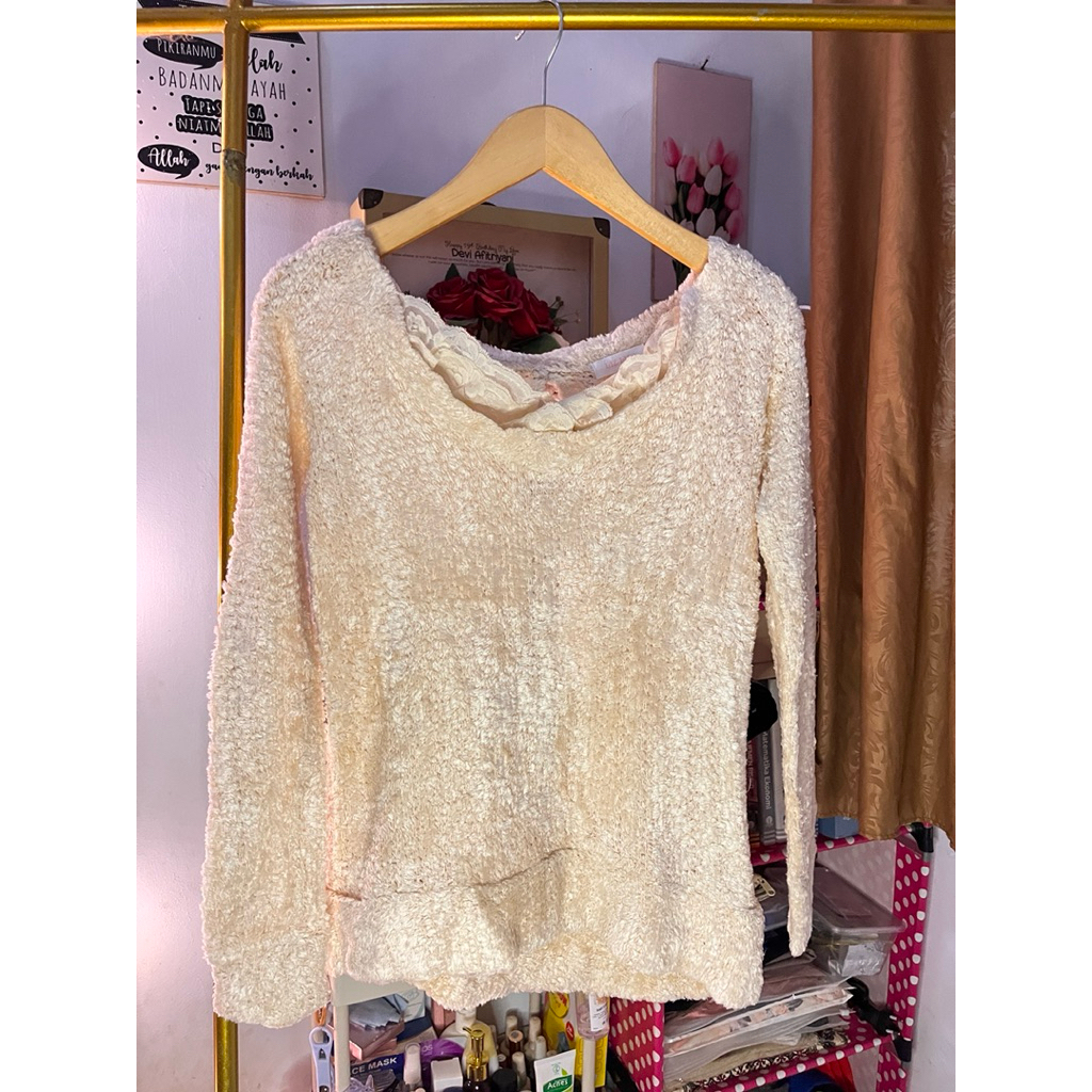 preloved atasan Liz lisa