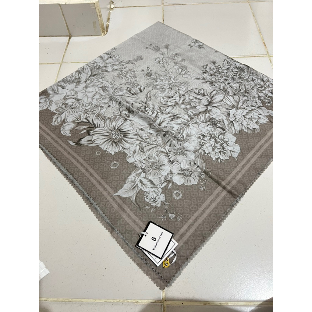 as is buttonscarves florescent - greige (RARE MALAYSIA SERIES)