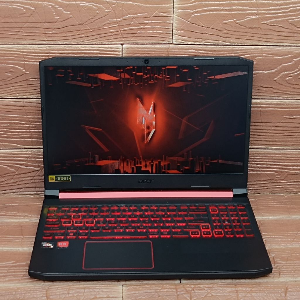 Laptop Acer NITRO 5 GAMING AN515-43 AMD RYZEN 5-3550H RAM 8GB SSD 512GB RX 560X