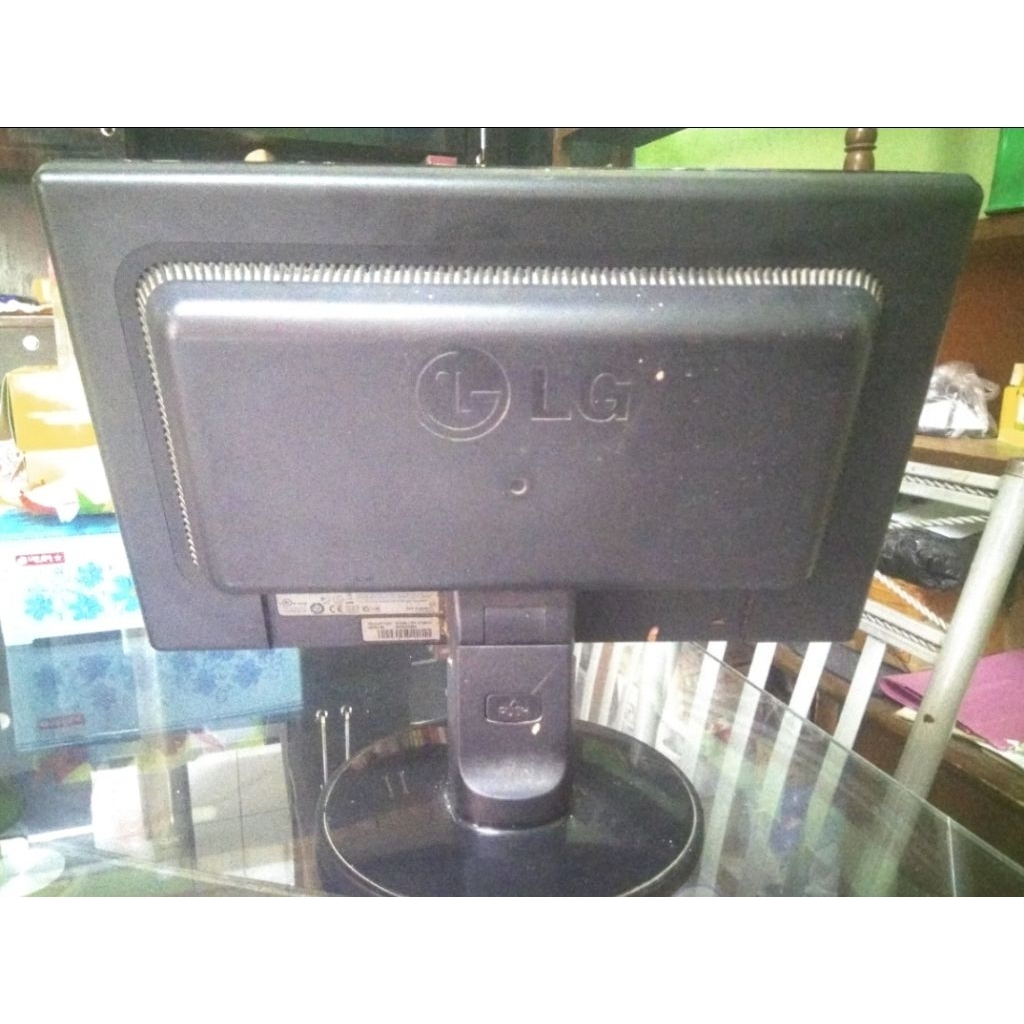 Monitor LG Kondisi rusak