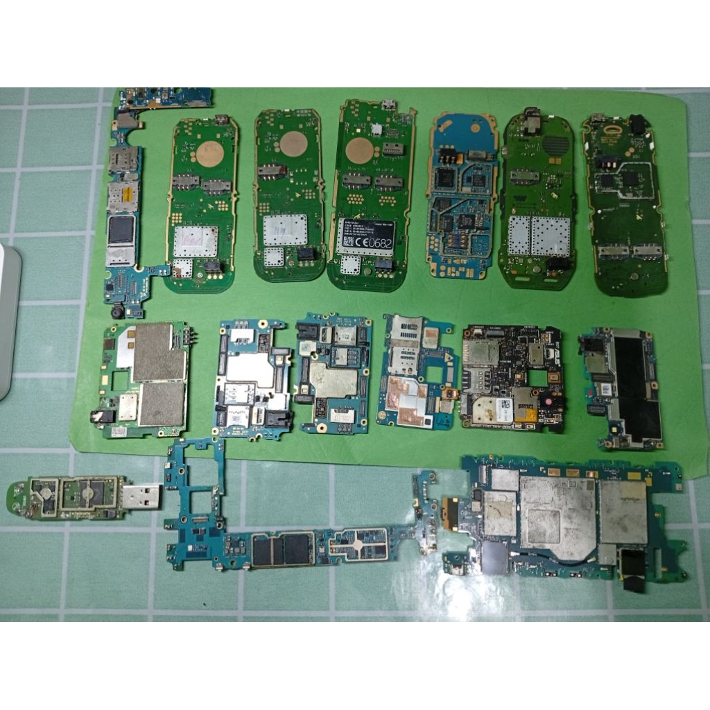 PCB Hp dan modem mati borongan