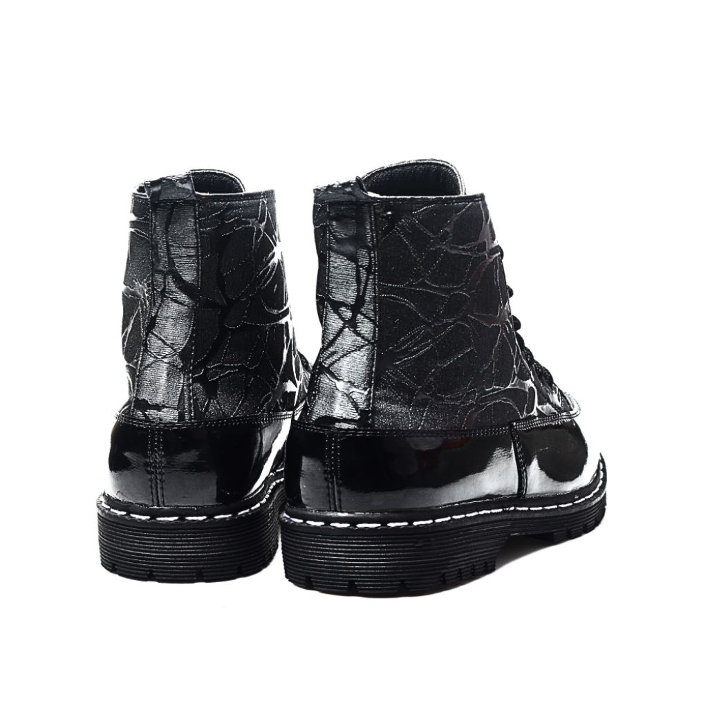 pengiriman cepat Sepatu Docmart Tinggi Boots Pria 8 Hole Hitam Original - Black Master