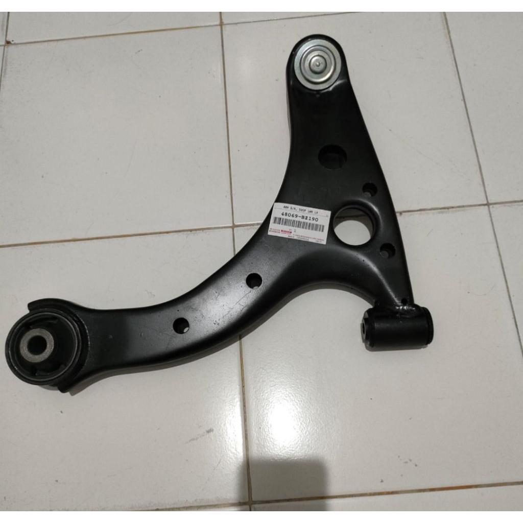 Lower arm sayap Toyota Avanza Veloz thn 2012-2020