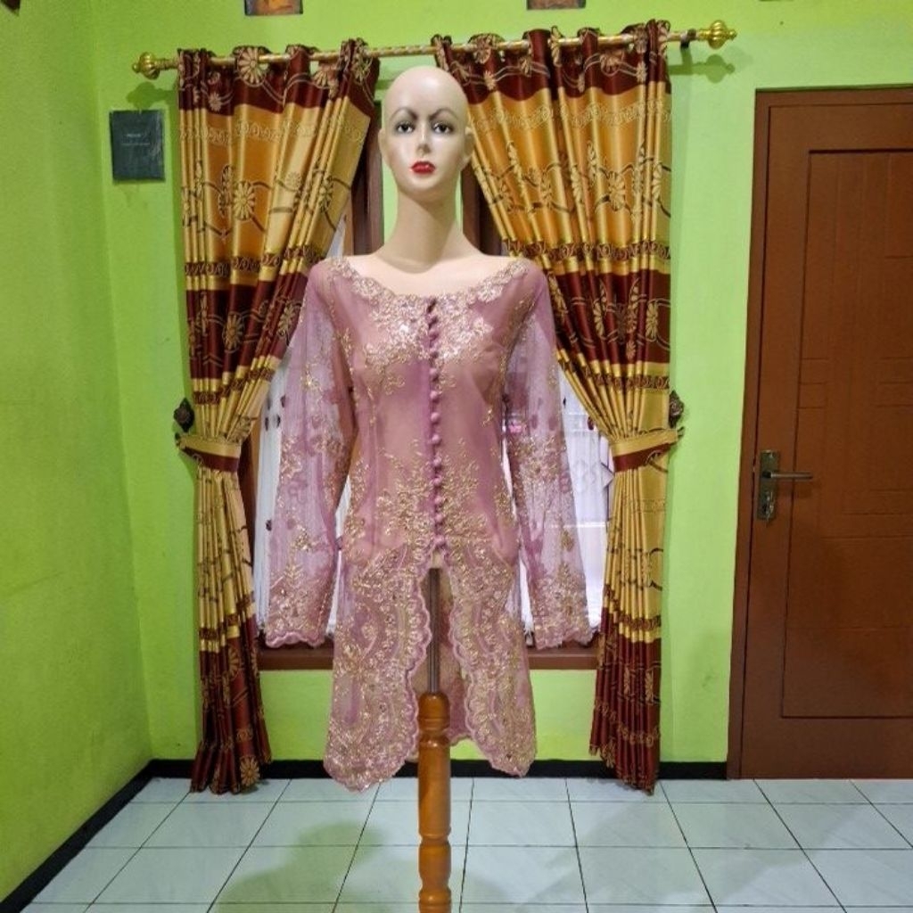 Preloved Kebaya Pink