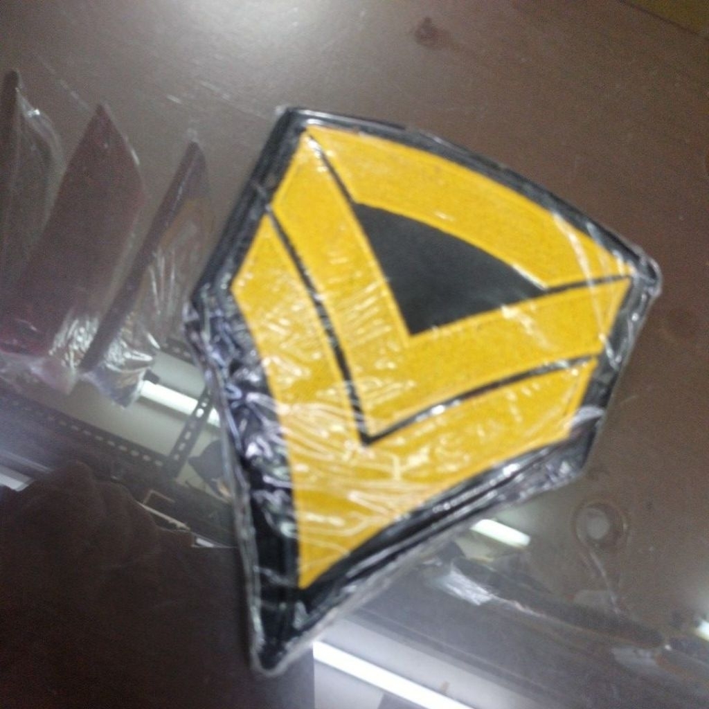 Chevron taruna perhubungan laut