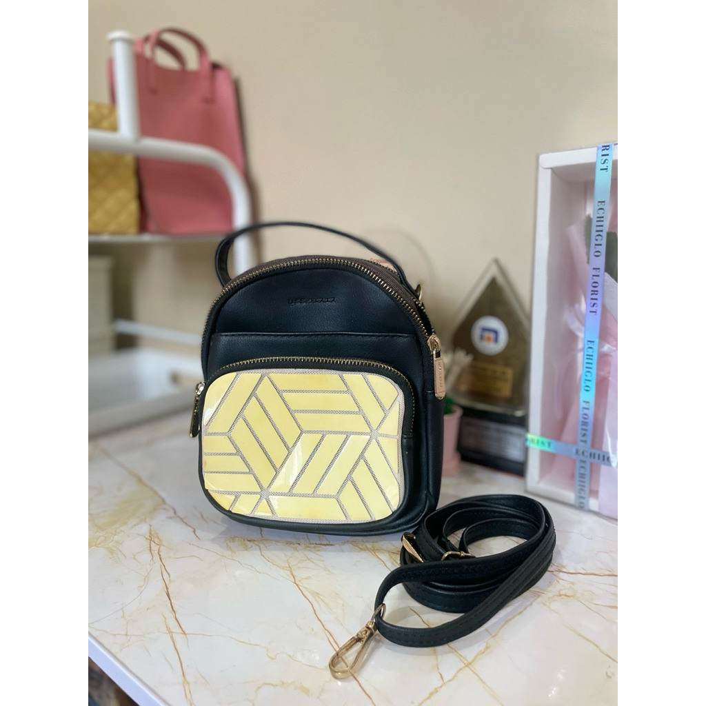 Prelov Tas slempang Uss