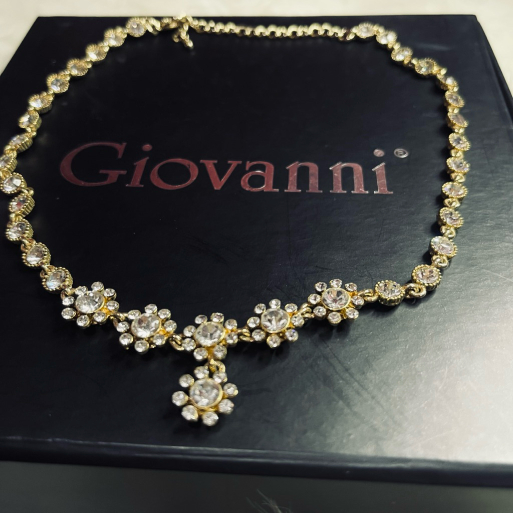 giovanni necklace