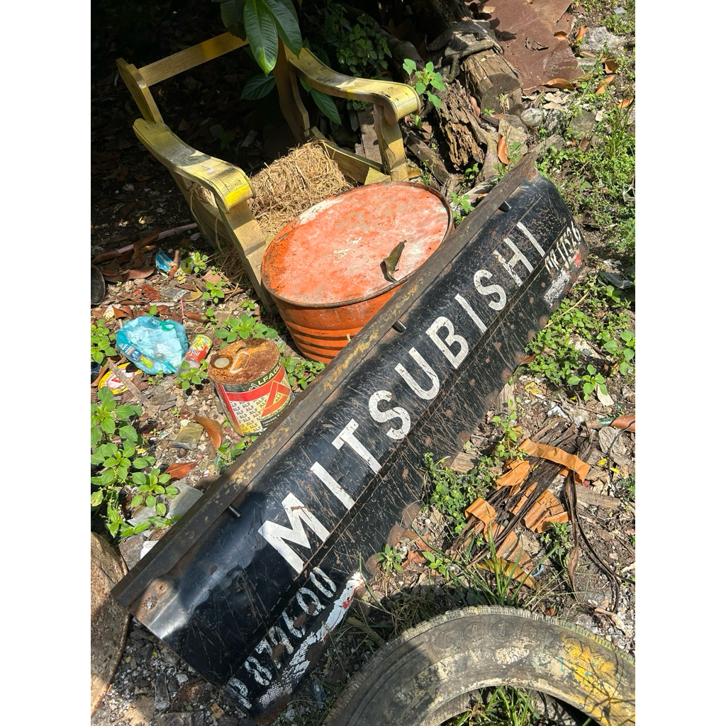 pintu bak belakang L300bekas