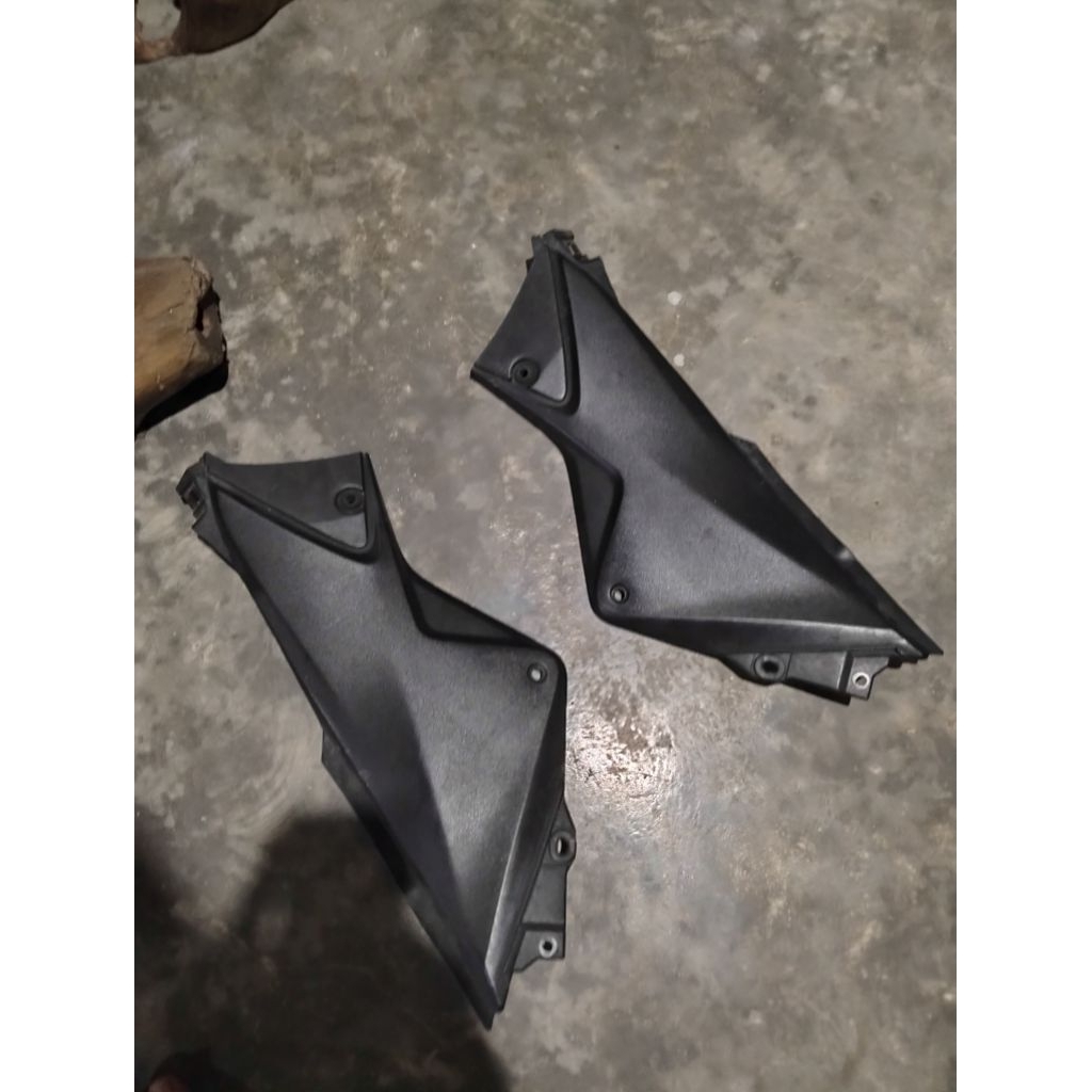 body kasar samping cbr250 cbu