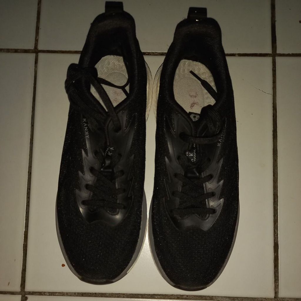 Kanky Story Hikaru Women Black Sneakers