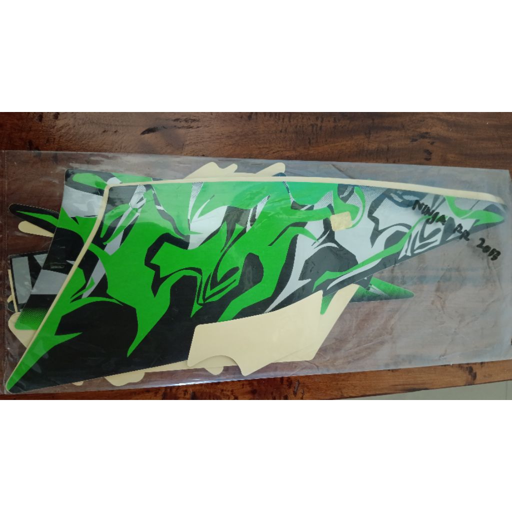 Stiker Ninja RR 2013