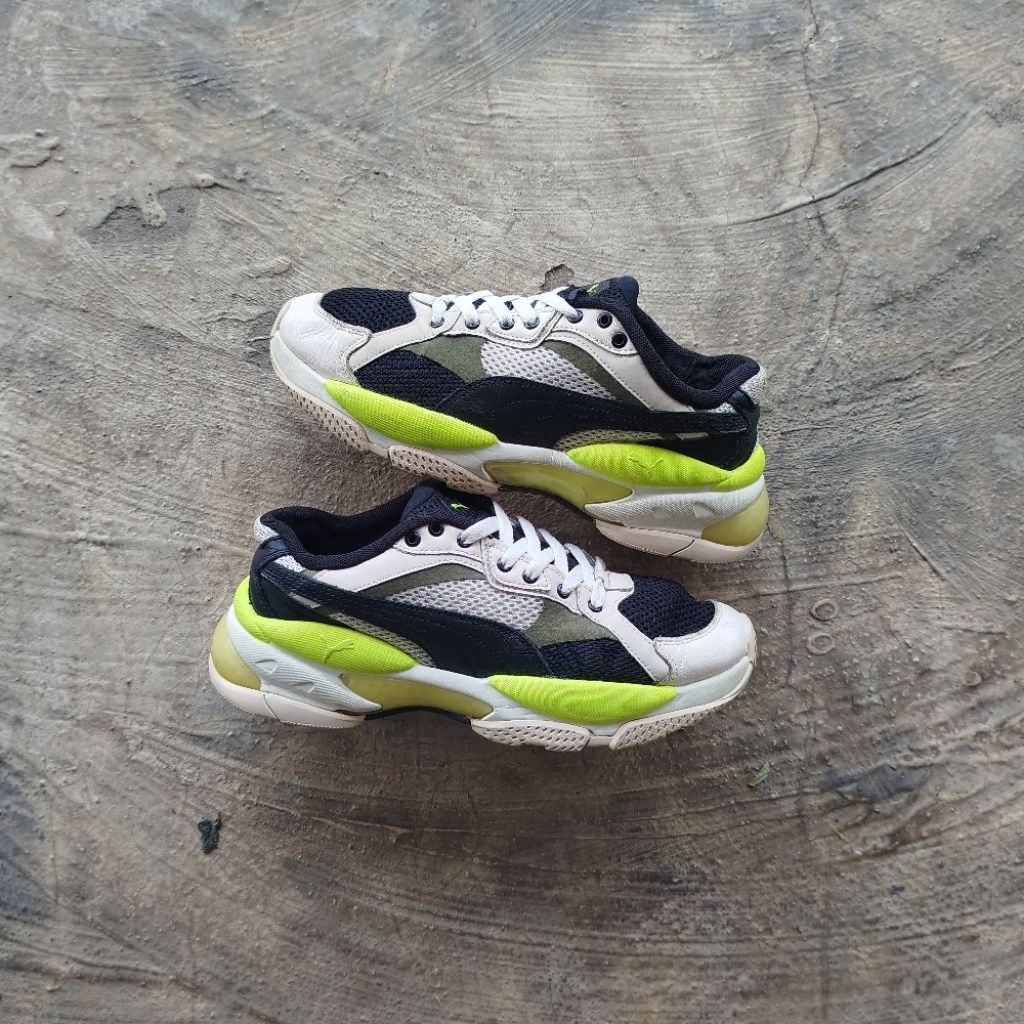 Sepatu Pria Wanita Preloved Size 41 Legit