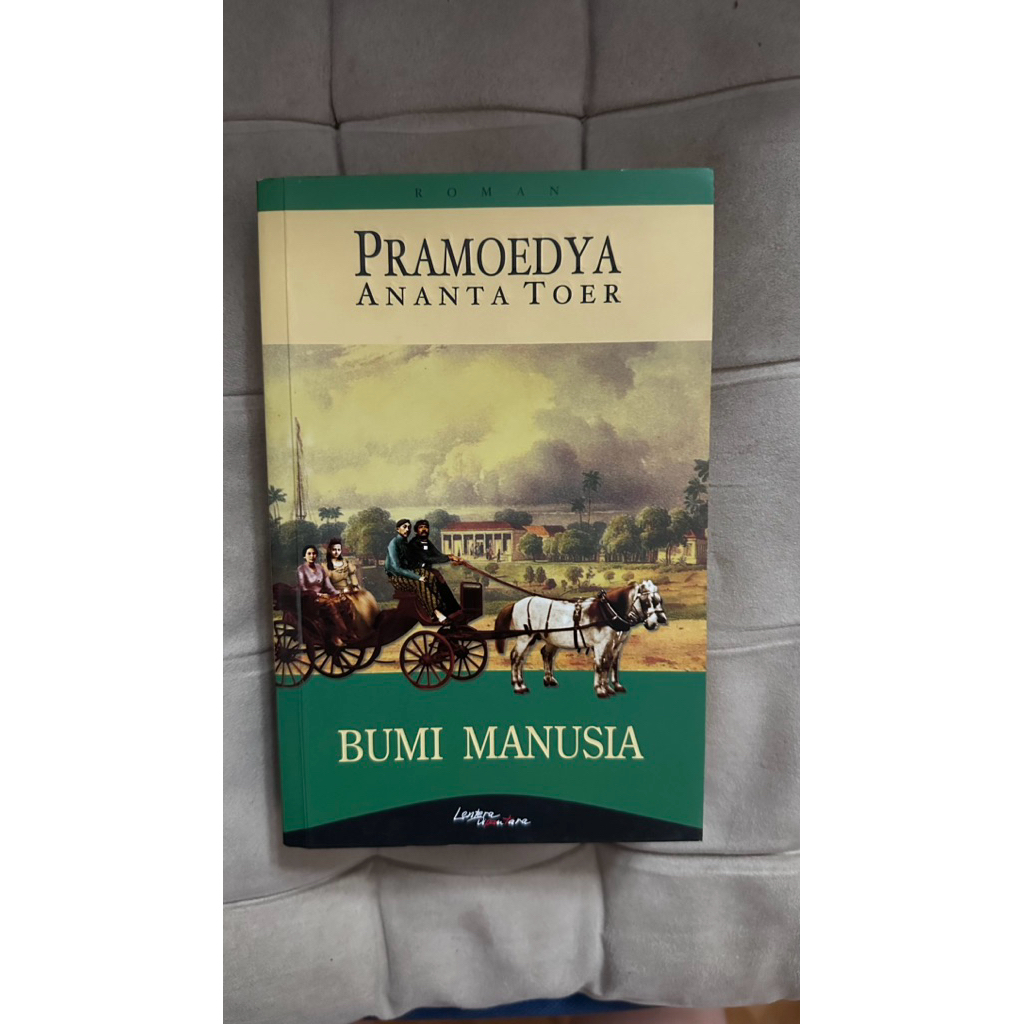 Novel bekas Bumi Manusia Pramoedya Ananta Toer buku bekas remaja