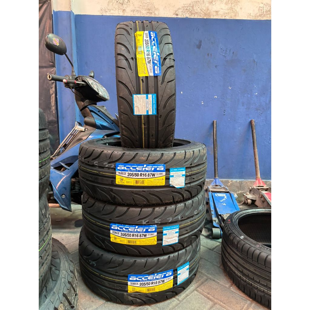 Ban Mobil Semi Slick Ring 16 205/50 ACCELERA 651 SPORT TW 200 205 50 R16