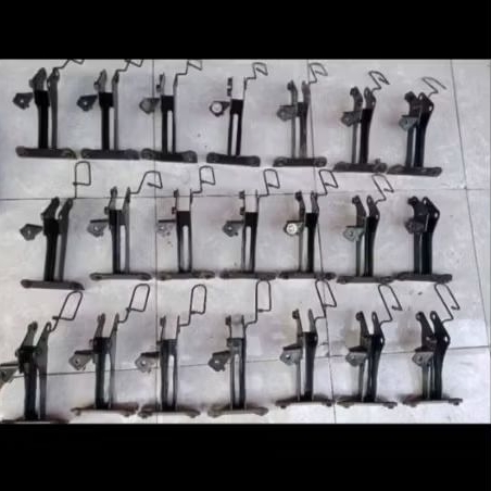 Dudukan Tameng Honda Beat fi K25 Original Copotan