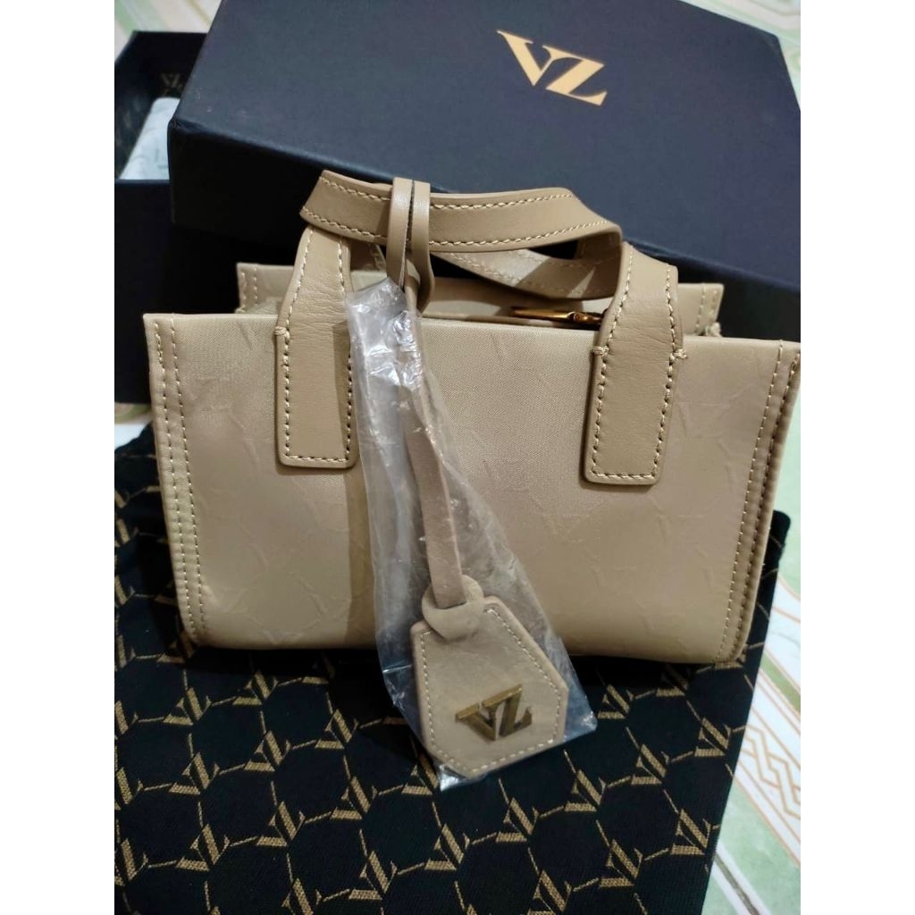 PRELOVED - VZ Bag Vivi Zubedi Hold Me Bag Cuban Sand