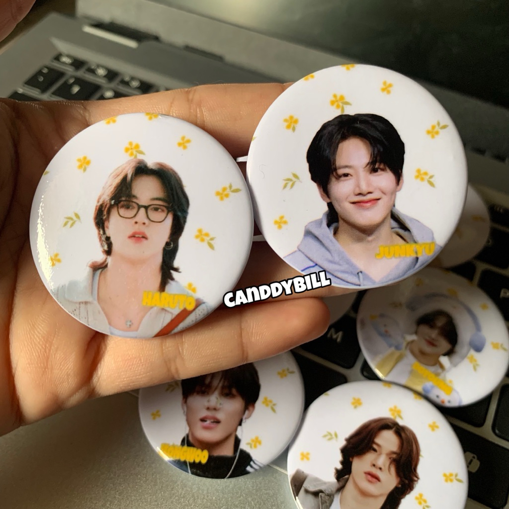 pin peniti TREASURE bross kpop merch accesories