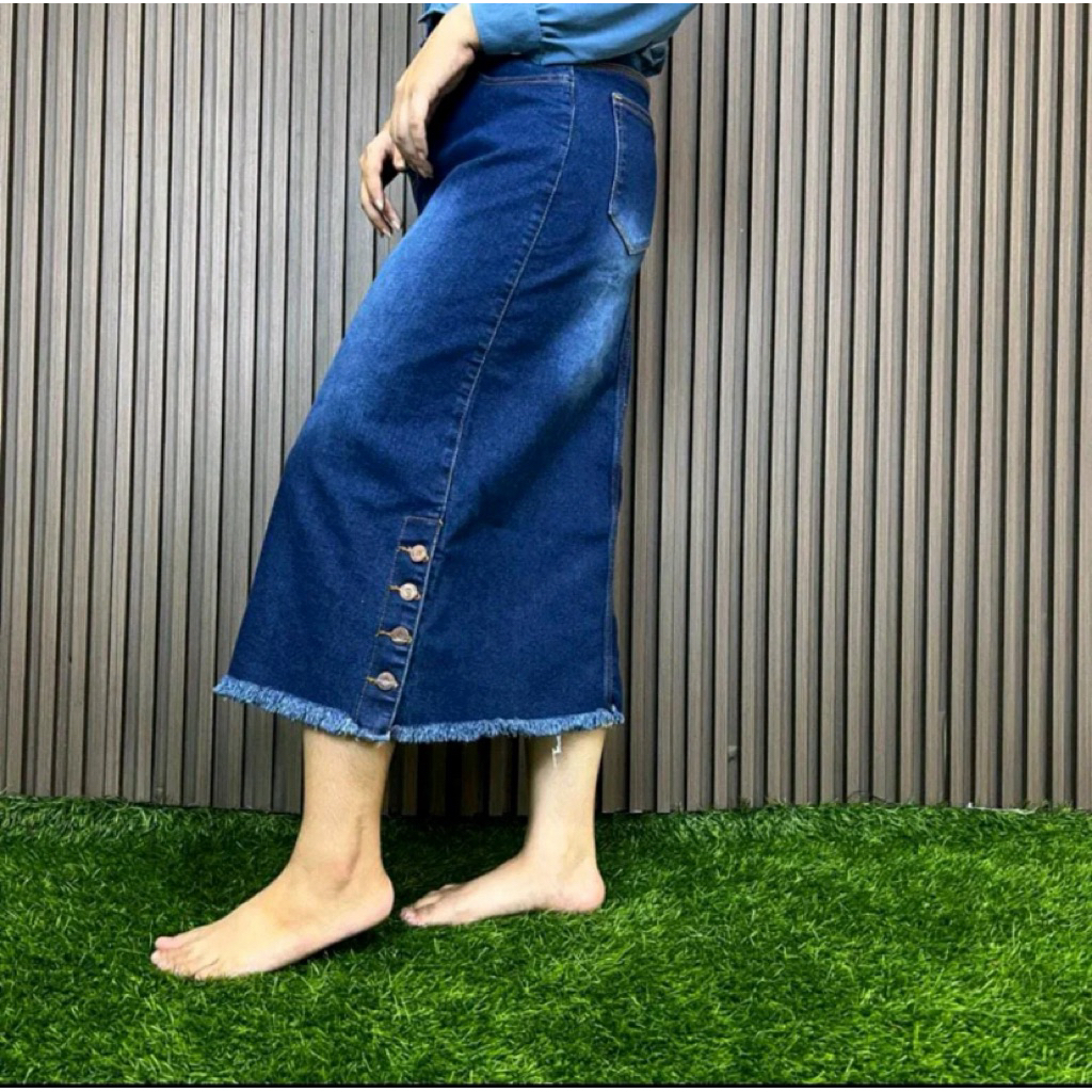 ROK JEANS WANITA 7/9 KANCING  SAMPING AKTIF - ROK JEANS WANITA - ROK 7/9 STYLISH WANITA