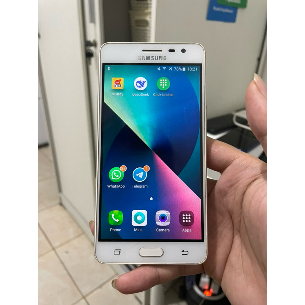 Samsung J3 Pro Seken