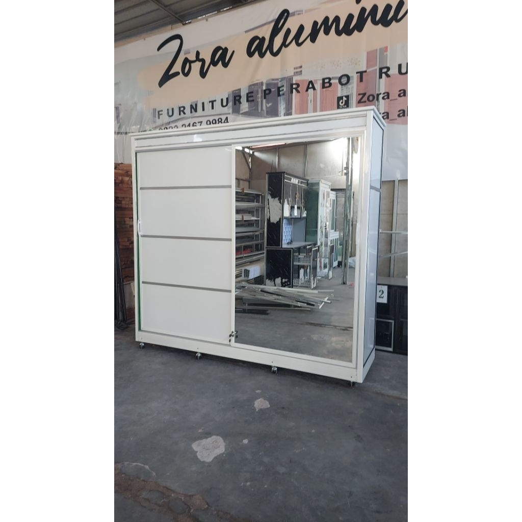 LEMARI PAKAIAN ALUMINIUM BAHAN ACP / ALMARI BAJU
