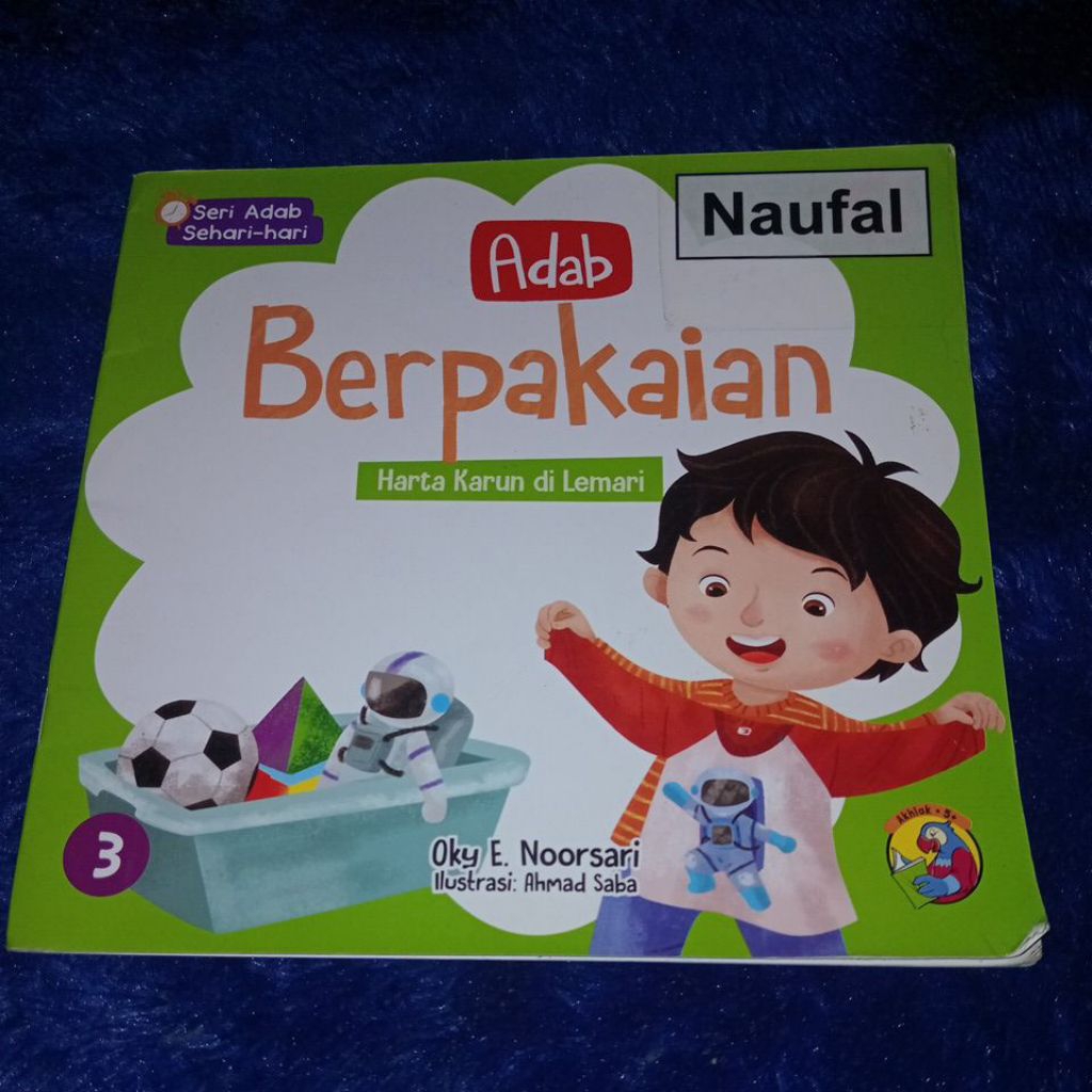 buku seri adab sehari hari - adah berpakaian