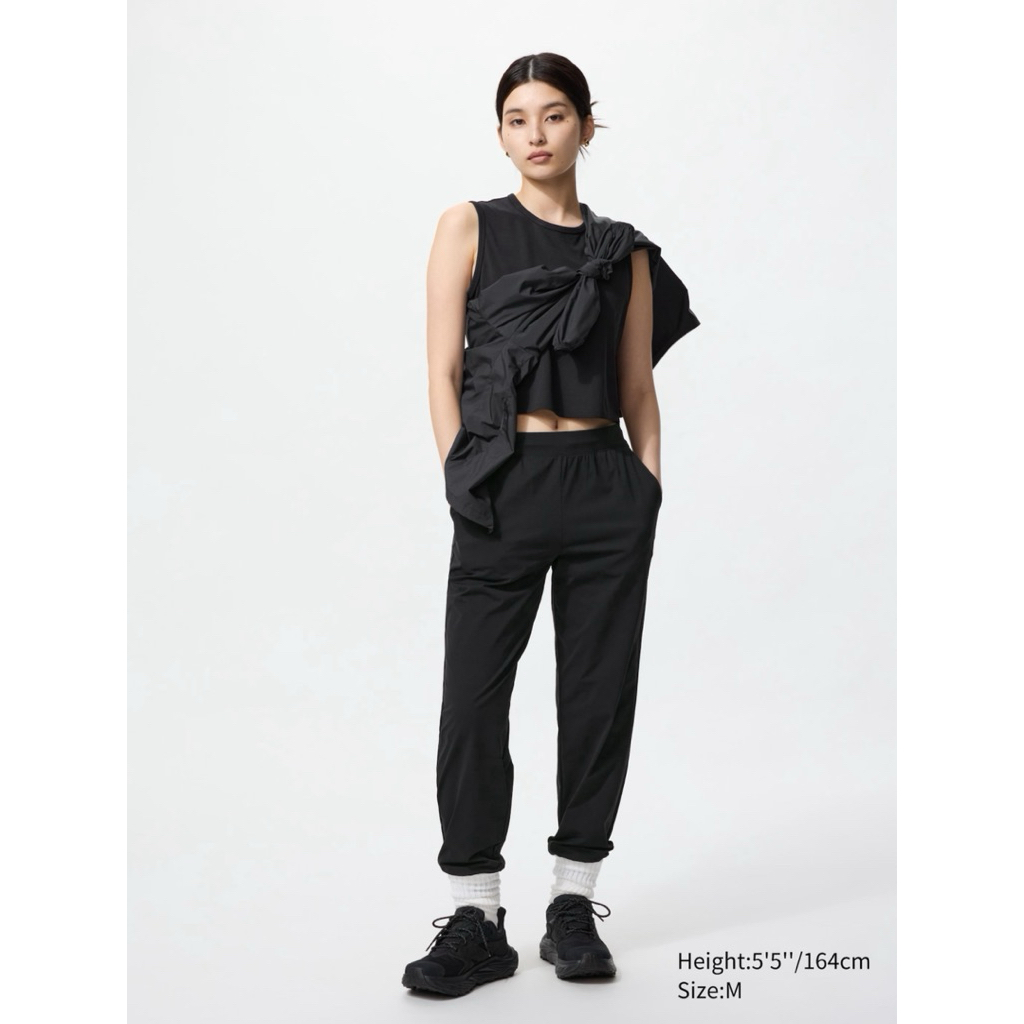 UNIQLO ultra stretch active jogger pants — 09 BLACK