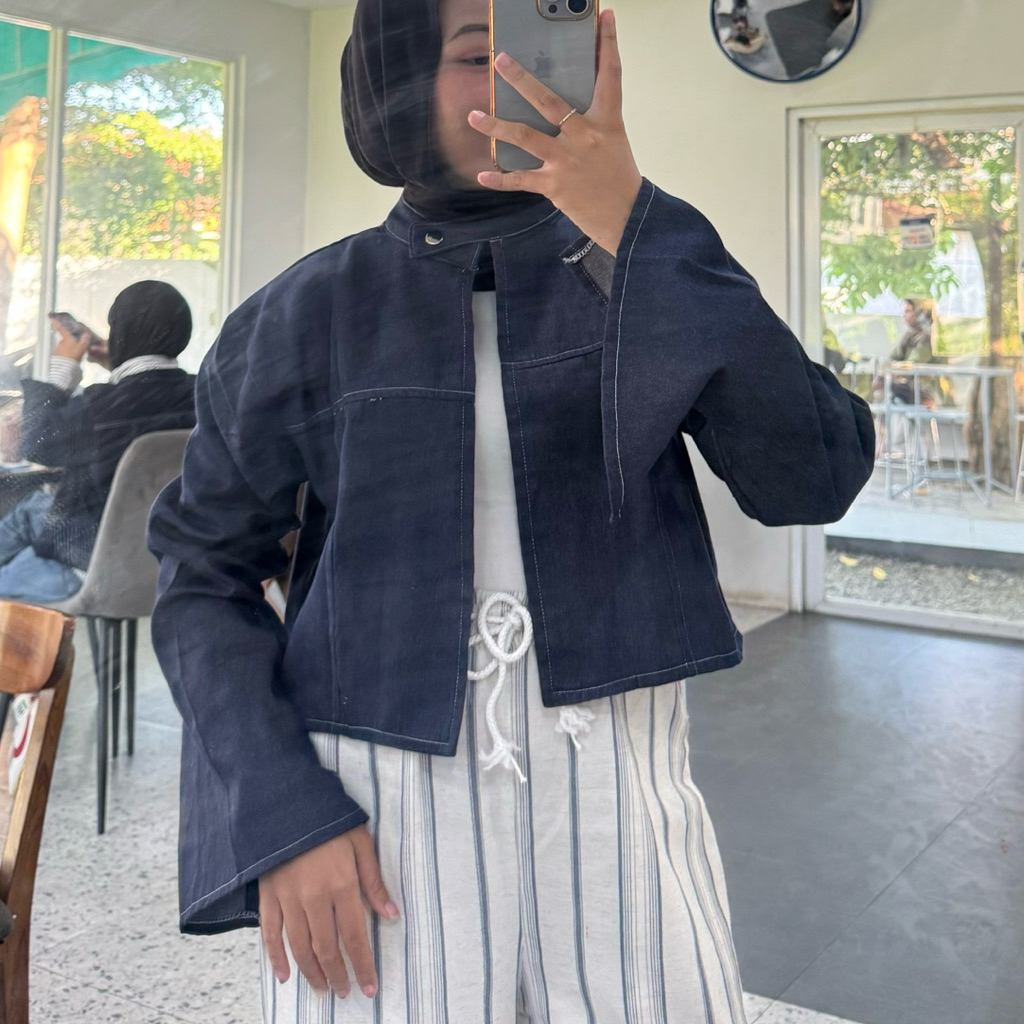 Selena outer - outer crop - outer denim -  atasan denim wanita - crop top