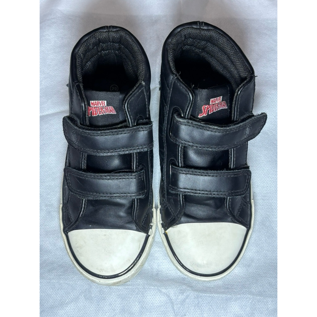 Preloved Sepatu Anak Marvel Size 29